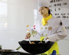 Ů�������б�ҵ���ʺ��ϵļ���ѧУ����Щ_Ů��ѧ��ʦ����Щ����